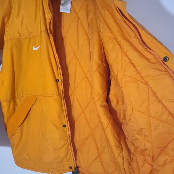 Vintage Nike Team Sports Tennessee Vols Orange/White XL Men's Puffer Jacket EUC - Picture 4 of 8
